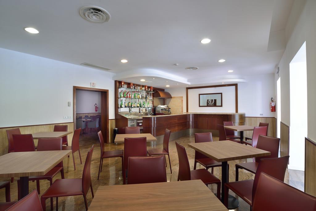 里斯特朗特但丁酒店 托尔吉亚诺 外观 照片